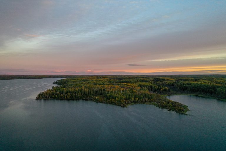49 of the Best Cabin Rentals in Alberta Must Do Canada