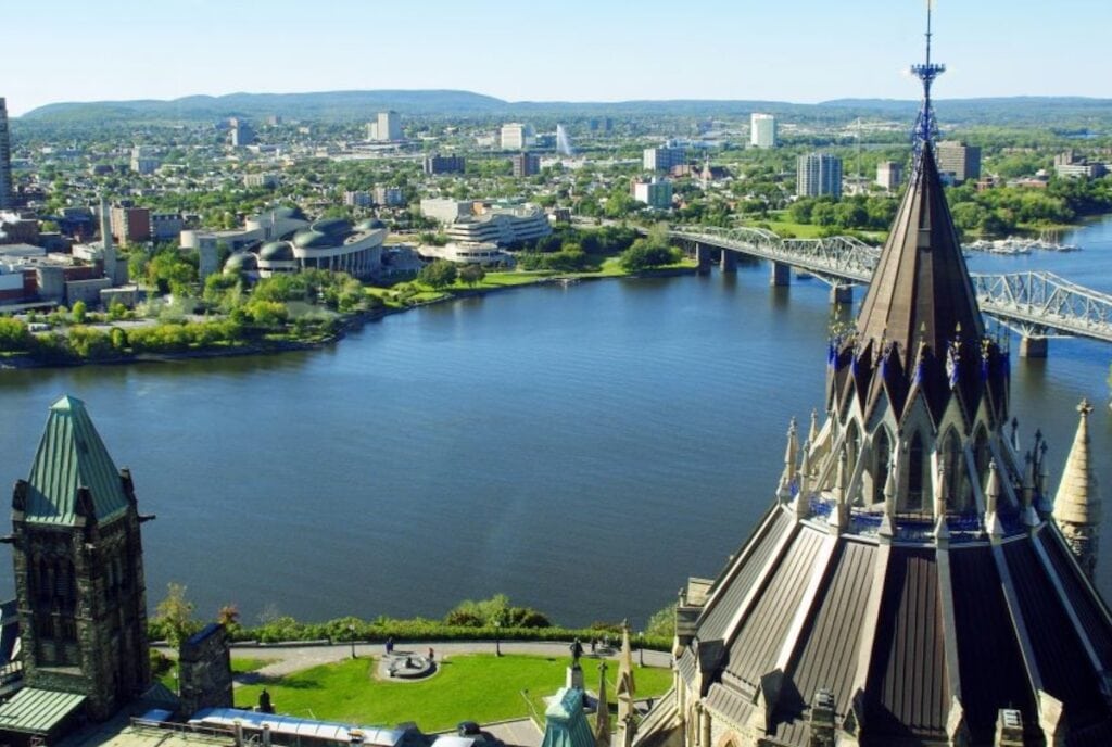 Learn more with this private tour of Ottawa.